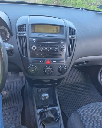 Kia Ceed cena 16000 przebieg: 195185, rok produkcji 2007 z Kraków małe 211